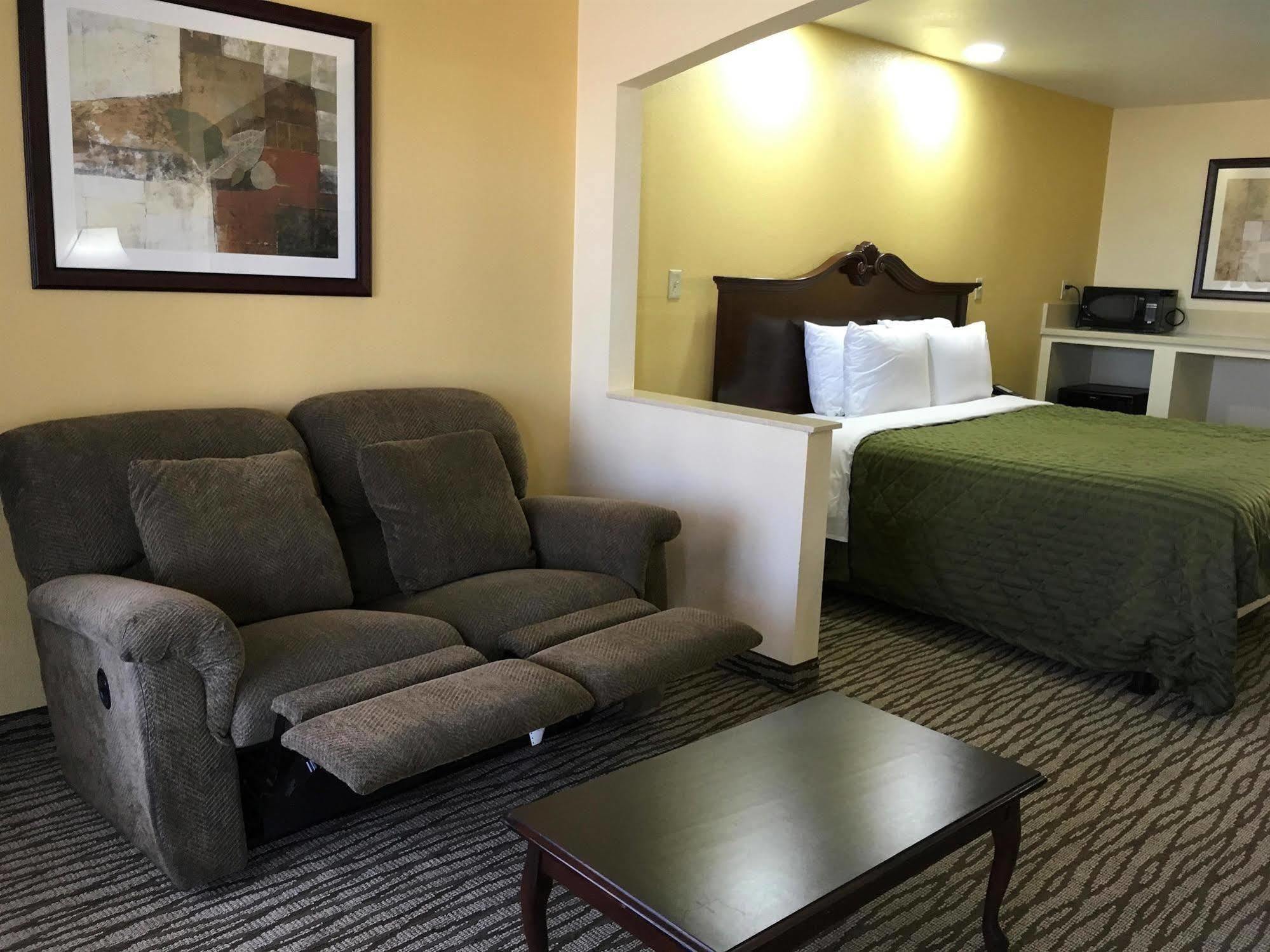 Hotel Super 8 By Wyndham Jackson Ms Extérieur photo